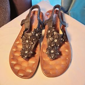 Patrizia by Spring Step size 10 sandals